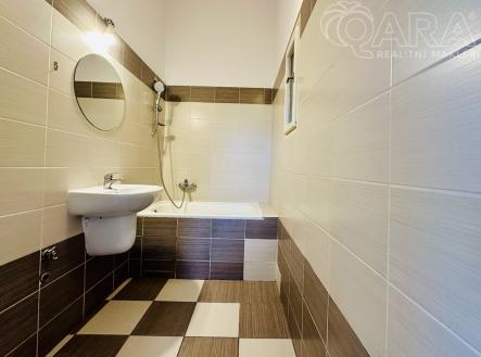 img-5563.jpeg | Pronájem bytu, 2+kk, 42 m²
