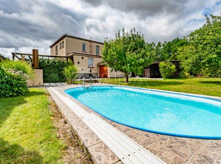 2025-07-22-111755-hdr.jpg | Prodej - dům/vila, 260 m²