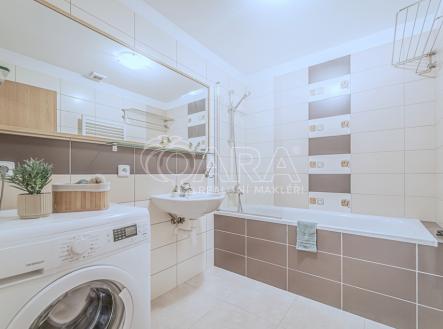 003.jpg | Pronájem bytu, 2+kk, 52 m²