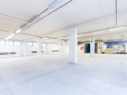 dsc-4040.jpg | Pronájem - skladovací prostor, 1 998 m²