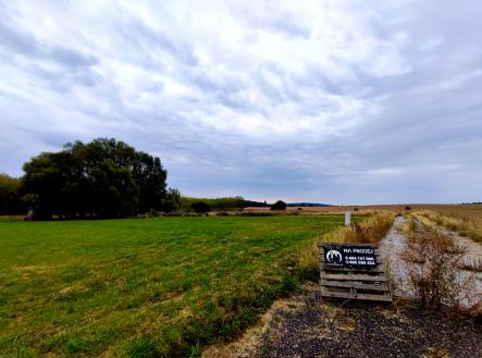 img-20250827-095644.jpg | Prodej - pozemek pro bydlení, 2 045 m²