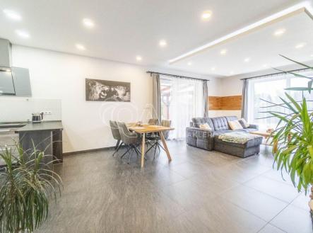 fotografie | Prodej - dům/vila, 180 m²