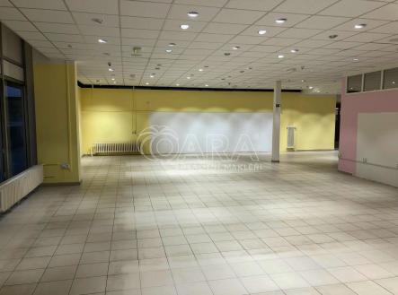 IMG_5595.jpg | Pronájem - obchodní prostor, 280 m²
