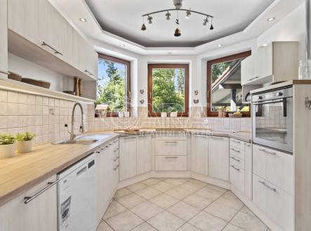 dsc03918.jpg | Prodej - dům/vila, 387 m²