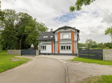 dum-celni-pohled-bez-c.p..jpg | Prodej - jiné, 296 m²