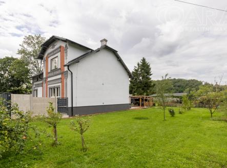 dum-od-vstupni-brany.jpg | Prodej - jiné, 296 m²