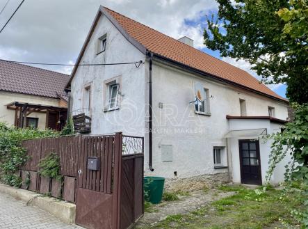 Pohled z ulice | Prodej - dům/vila, 136 m²