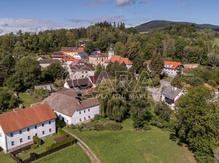 dji-20250912113218-0286-d-min.jpg | Prodej - zemědělský objekt, 1 403 m²