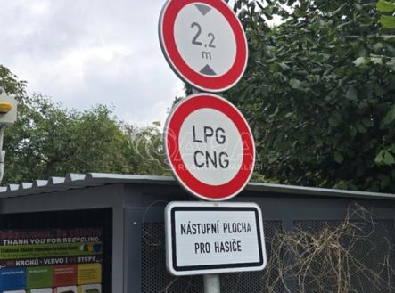 20251001-150603.jpg | Pronájem - malý objekt/garáž