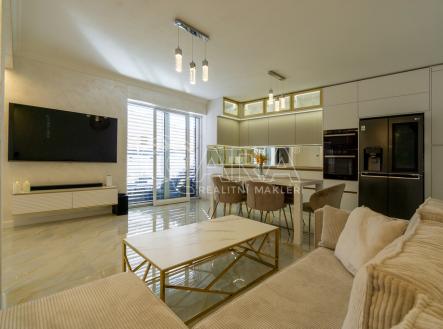 dsc06308.jpg | Pronájem - dům/vila, 90 m²