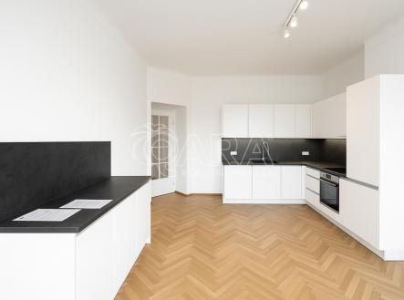 Pronájem bytu, 4+1, 147 m² obrázek