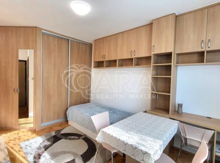 20251021-134924.jpg | Pronájem bytu, 1+kk, 22 m²