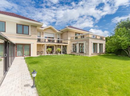 img-2680.jpg | Prodej - dům/vila, 450 m²