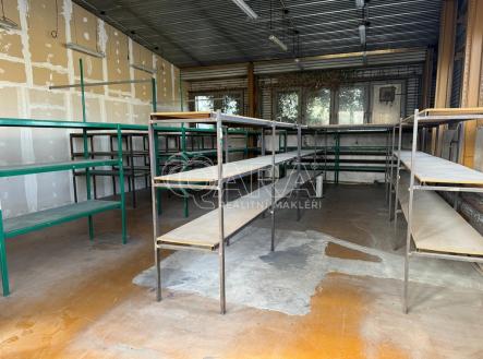 Pronájem - skladovací prostor, 100 m² obrázek