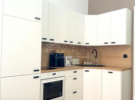 obrazek-whatsapp-2025-11-007.jpg | Pronájem bytu, 1+1, 44 m²