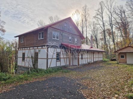 dům | Prodej - dům/vila, 263 m²