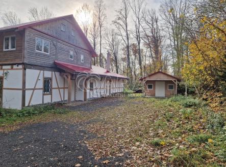 dům | Prodej - dům/vila, 263 m²