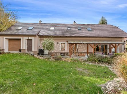 dům hlavní | Prodej - dům/vila, 162 m²