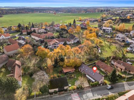 pohled zhora | Prodej - dům/vila, 162 m²