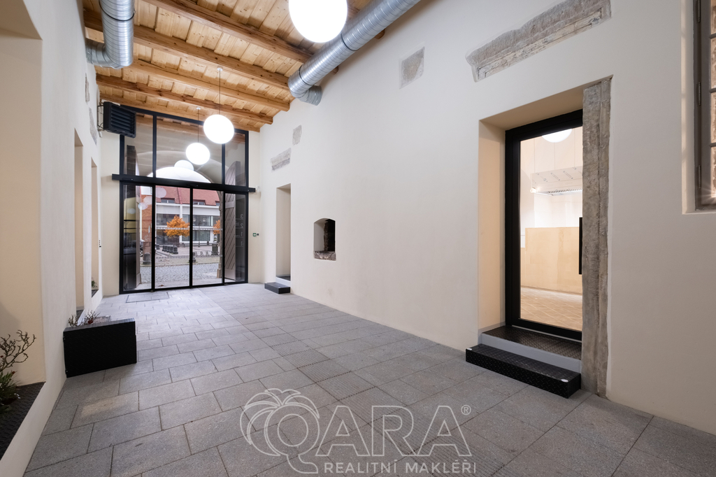 Průjezd - provozovna 2