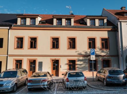 Dům | Pronájem bytu, 1+kk, 453 m²