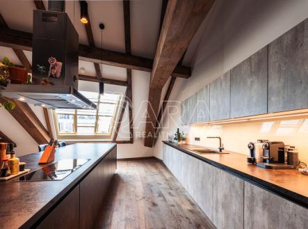 aj-03374-obyvak.jpg | Pronájem bytu, 5+kk, 335 m²