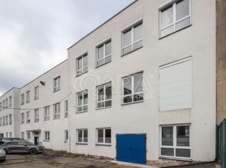 fotografie | Pronájem - skladovací prostor, 482 m²