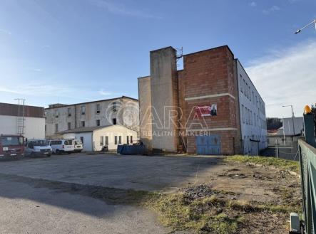 fotografie | Pronájem - výrobní prostor, 966 m²