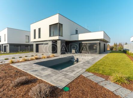 a7303102-hdr.jpg | Pronájem - dům/vila, 313 m²