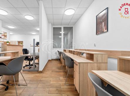 fotografie | Prodej - obchodní prostor, 153 m²