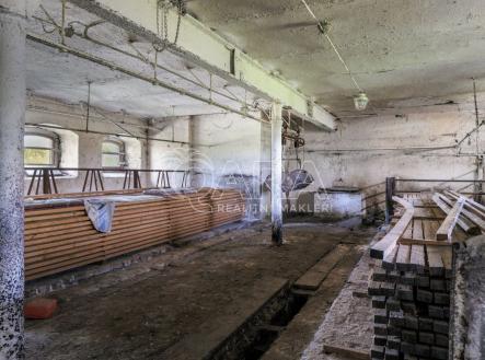 fotografie | Prodej - skladovací prostor, 260 m²