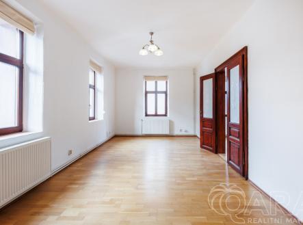 2NP | Prodej - dům/vila, 250 m²