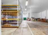 Pronájem - skladovací prostor, 1 700 m²