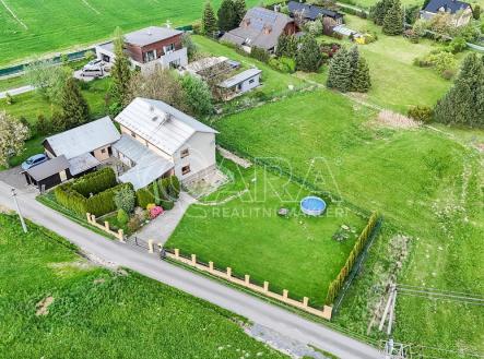 dji-20250429191452-0916-d.jpg | Prodej - dům/vila, 182 m²