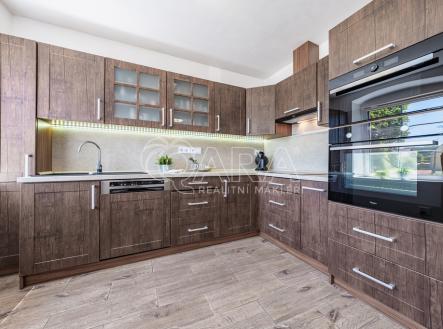 dscf2383-hdr.jpg | Prodej - dům/vila, 186 m²