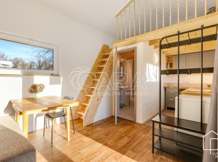 tinyhouse-zatec-17.jpg | Prodej - malý objekt/garáž