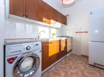 mh7-6361.jpg | Pronájem bytu, 1+1, 30 m²