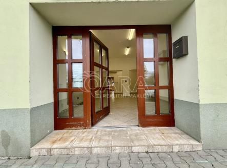 img-6573.jpeg | Pronájem - obchodní prostor, 65 m²