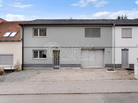 fotografie | Prodej - dům/vila, 240 m²