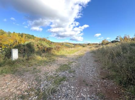 img-4077.jpg | Prodej - pozemek pro bydlení, 873 m²