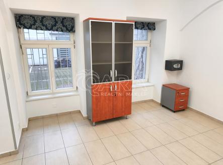 img20250127145800.jpg | Pronájem - kanceláře, 22 m²