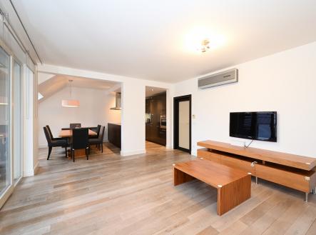 dsc-0682-00001.jpg | Pronájem bytu, 5+kk, 159 m²