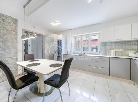 20260121-dsc5118-hdr.jpg | Prodej - dům/vila, 164 m²