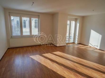 1.jpg | Pronájem bytu, 2+kk, 68 m²