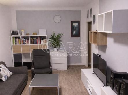 pokoj1.jpeg | Prodej bytu, 3+1, 69 m²