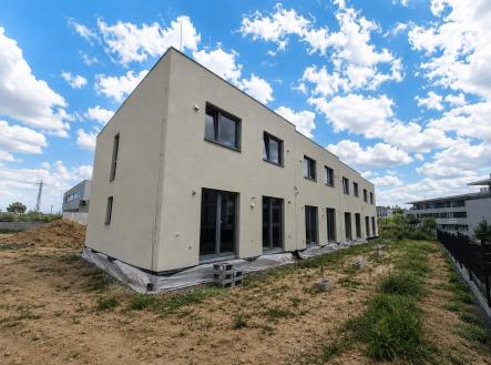 Foto terasy_4_18_6_26.jpg | Prodej - dům/vila, 129 m²