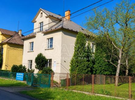 dum od cesty.jpeg | Prodej - dům/vila, 200 m²