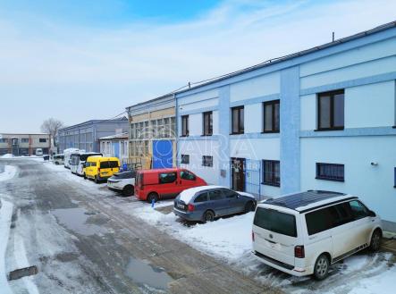 venku_dole (8).jpg | Prodej - výrobní prostor, 665 m²