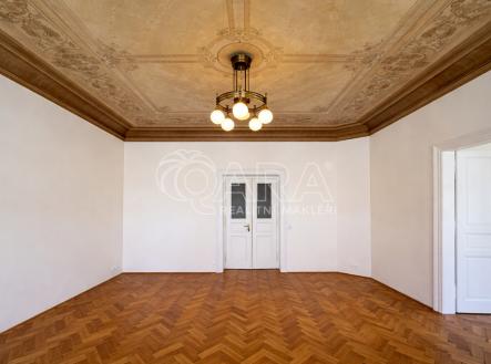 chatgpt-image-9.2.2026-09-54-04.png | Pronájem bytu, 4+1, 151 m²