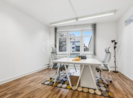 Pronájem - kanceláře, 58 m² obrázek